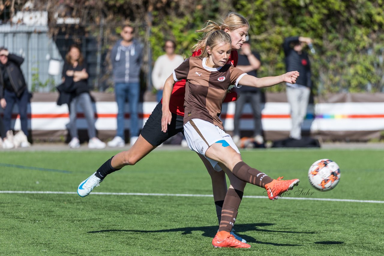 Bild 97 - wBJ FC St. Pauli - Eimsbuetteler TV : Ergebnis: 3:4